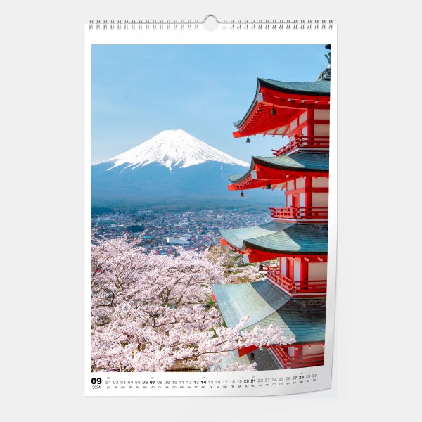 Digitaldruck Kalender A3 Hochformat mit Hochglanz Oberfläche zeigt japanischen Tempel, Kirschblüten und Berg Fuji.